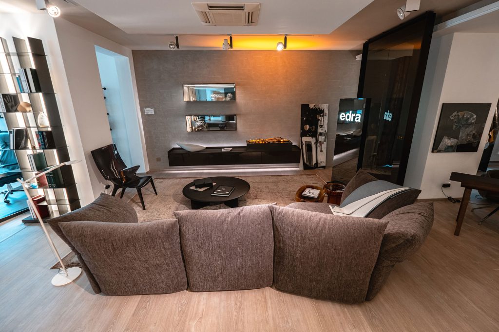 2c arredamenti showroom Dove Abita il Design divani e livingroom